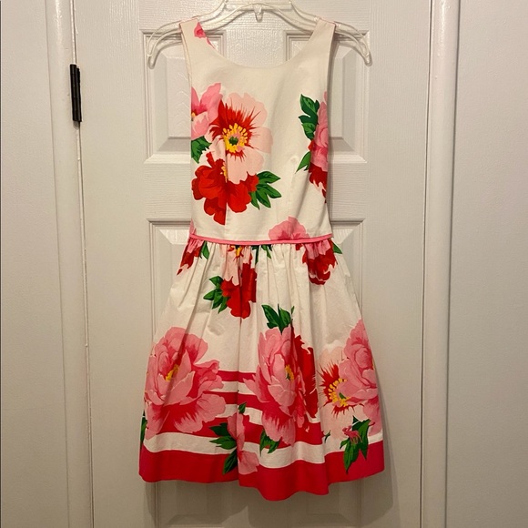 Abercrombie & Fitch Dresses & Skirts - Abercrombie & Fitch Woman’s Floral Dress